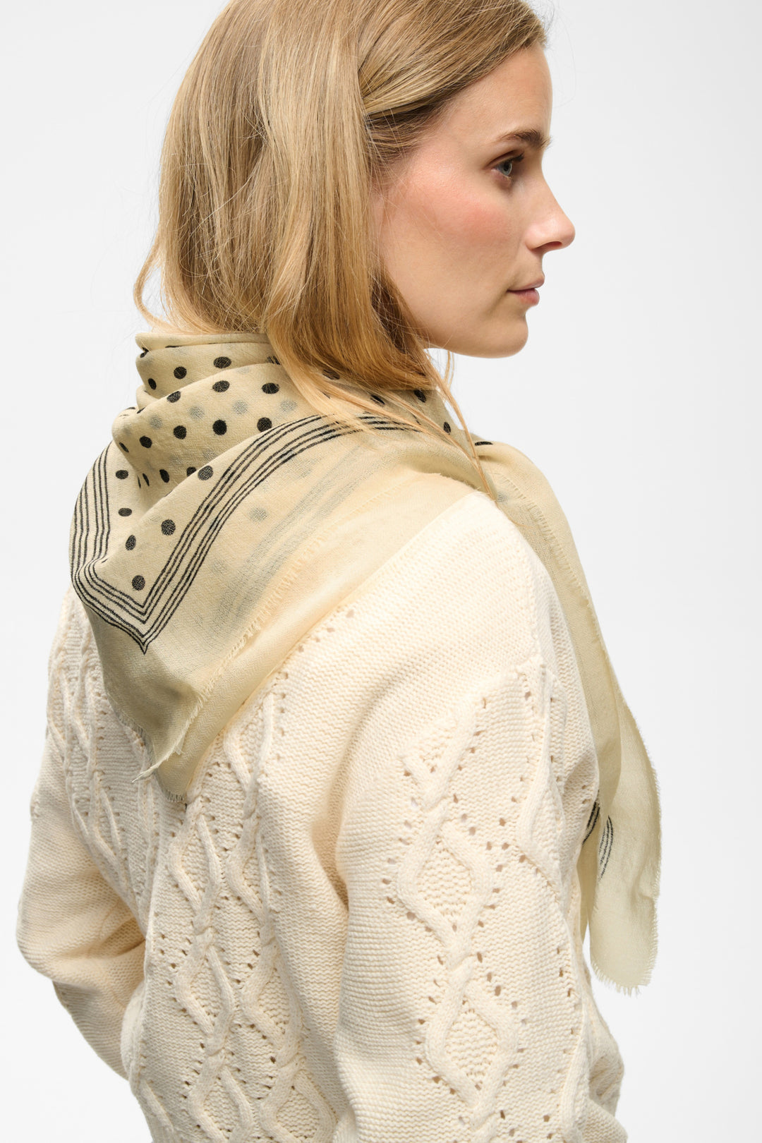 Celesta Scarf Black Dot