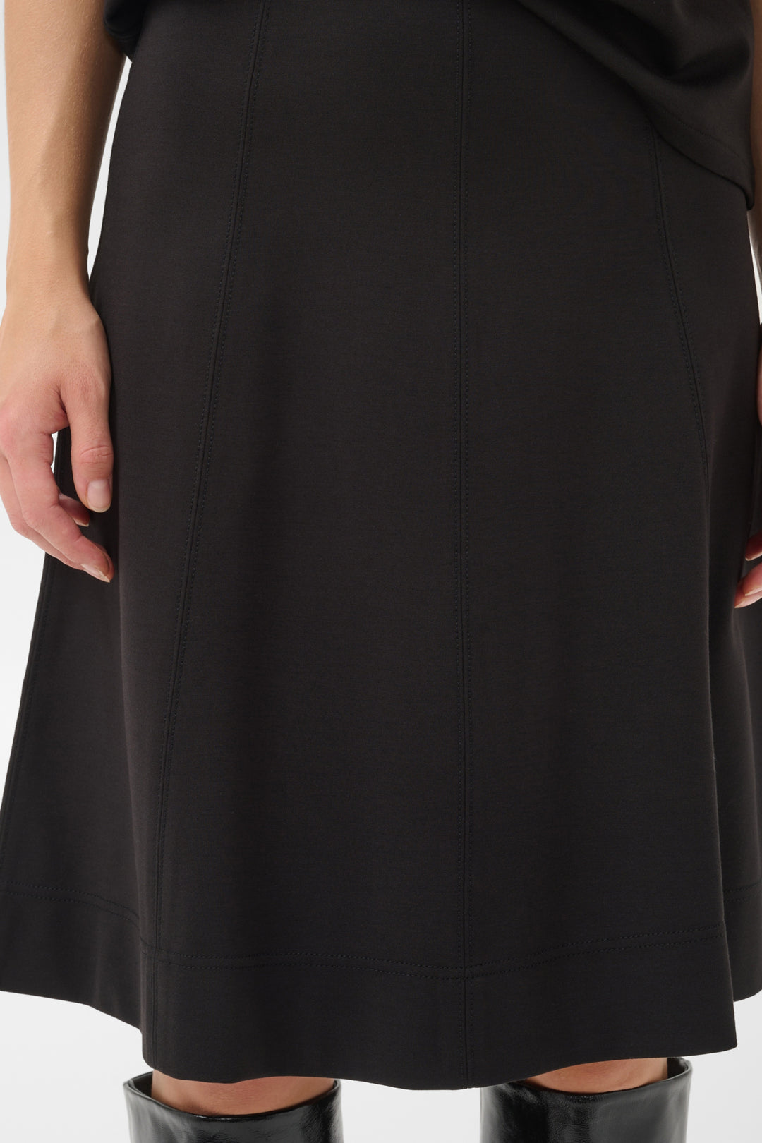 Violy Skirt Black