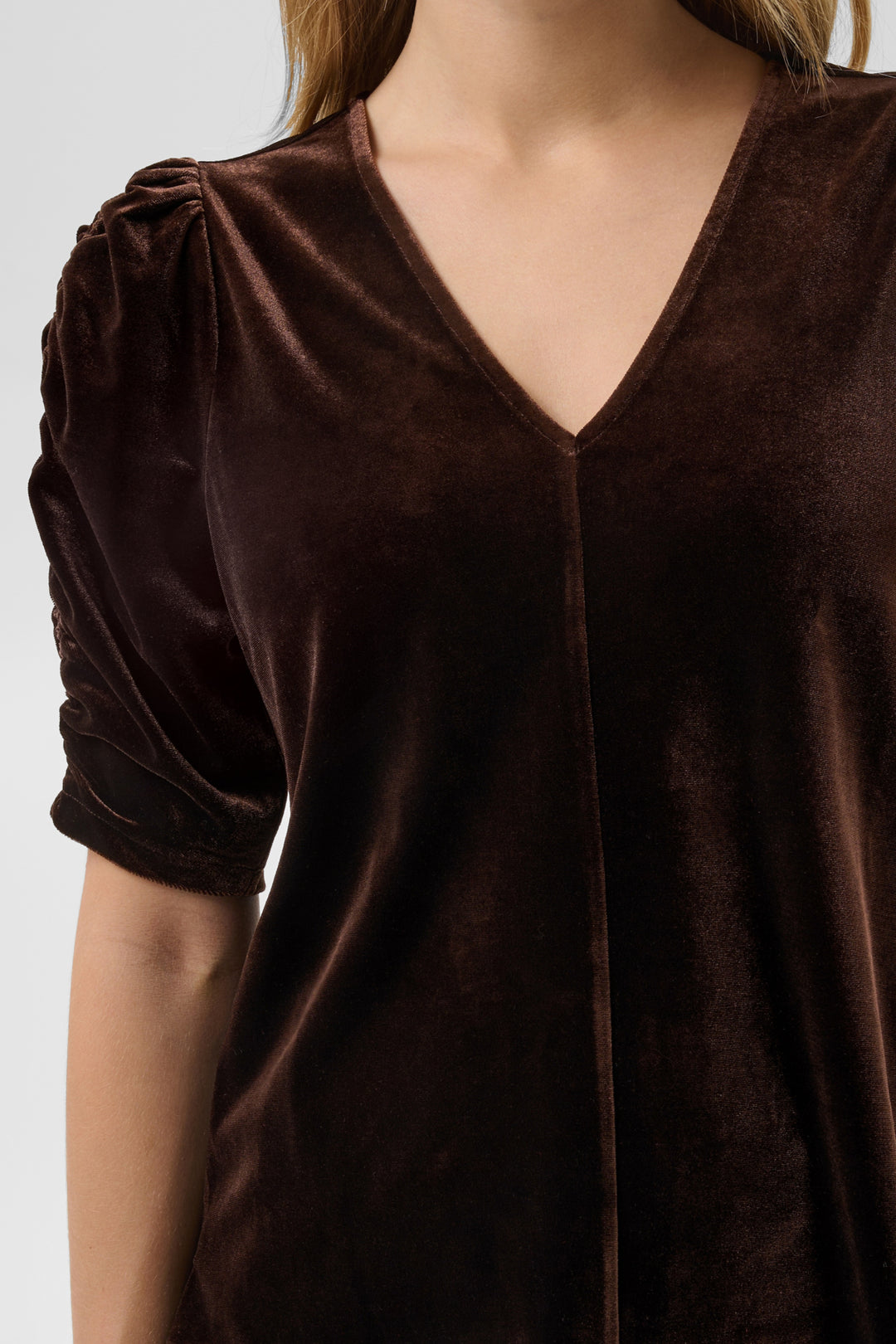 Valeriia Blouse Mole