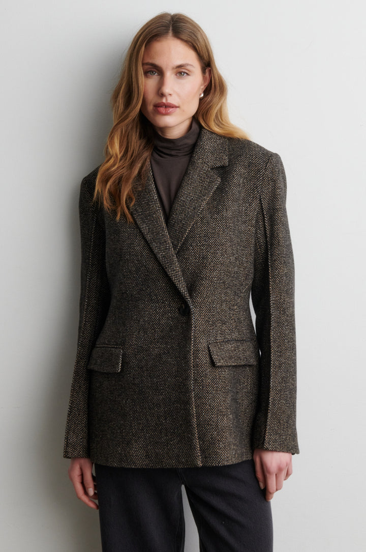 Emi New Fitted Blazer Demitasse