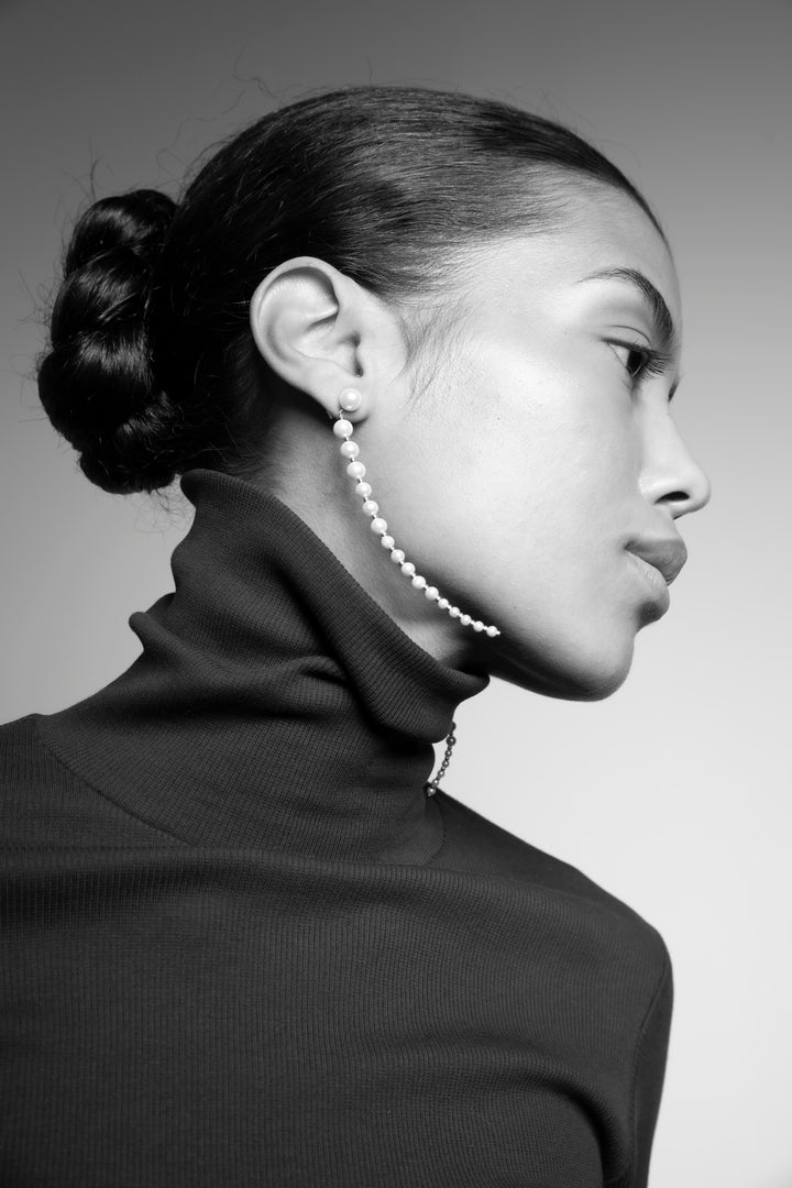 The Long Pearl Earrings Cream