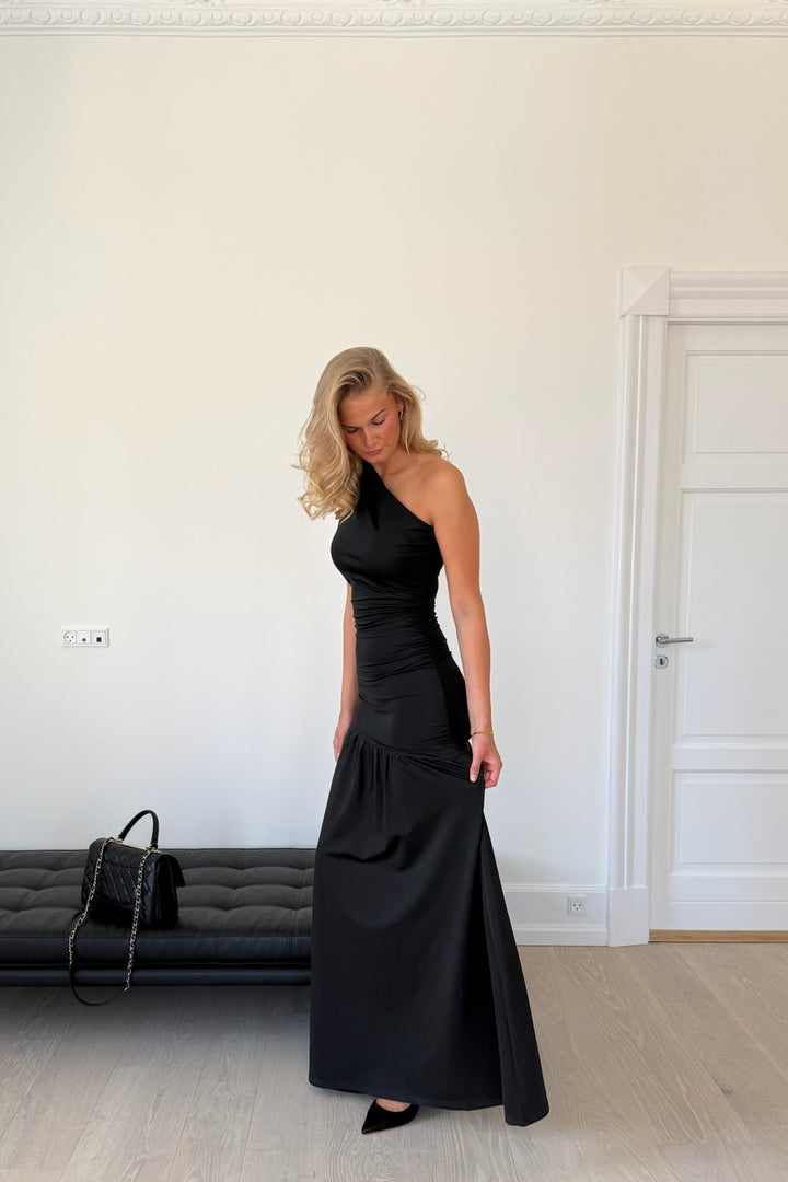 Amelia Maxi Dress Black