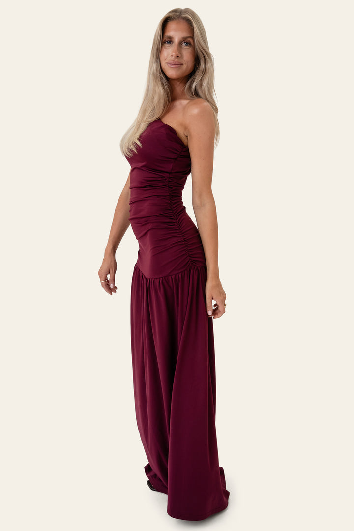 Amelia Maxi Dress Bordeaux