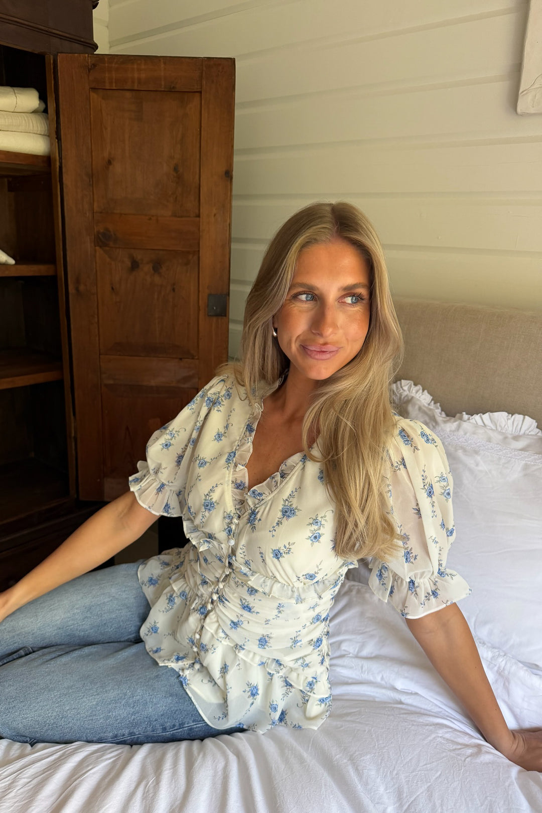Ariel Blouse Off White Vintage Blue