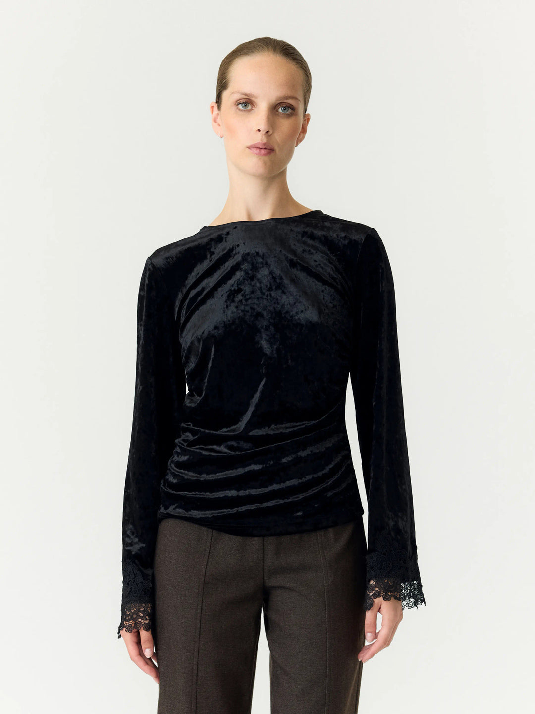 Vellia Ls Top Black
