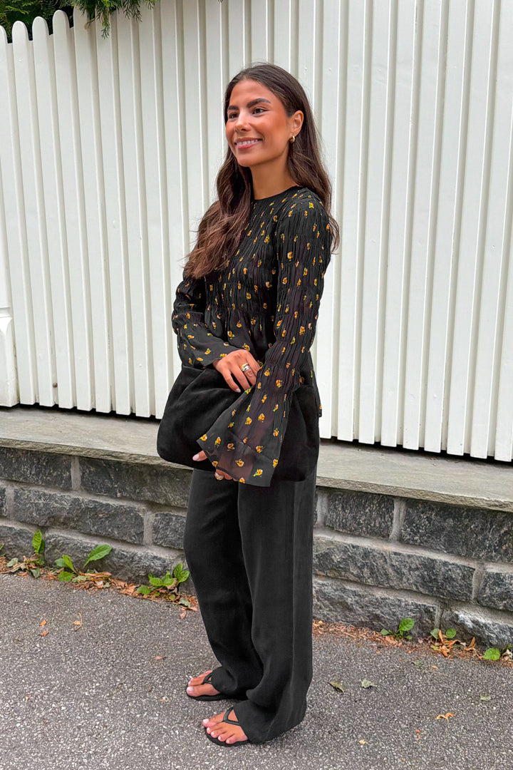 Georgette Smocking Top Flower Buds