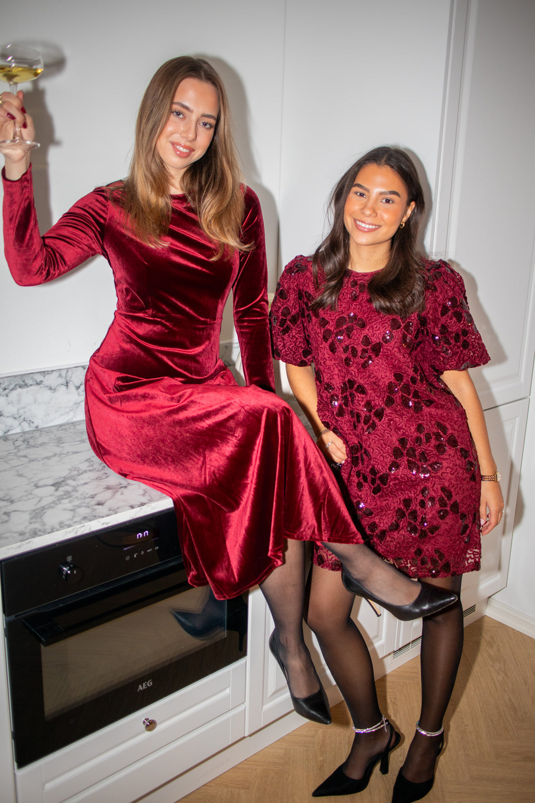 Attentiff Midi Velour Dress Bordeaux