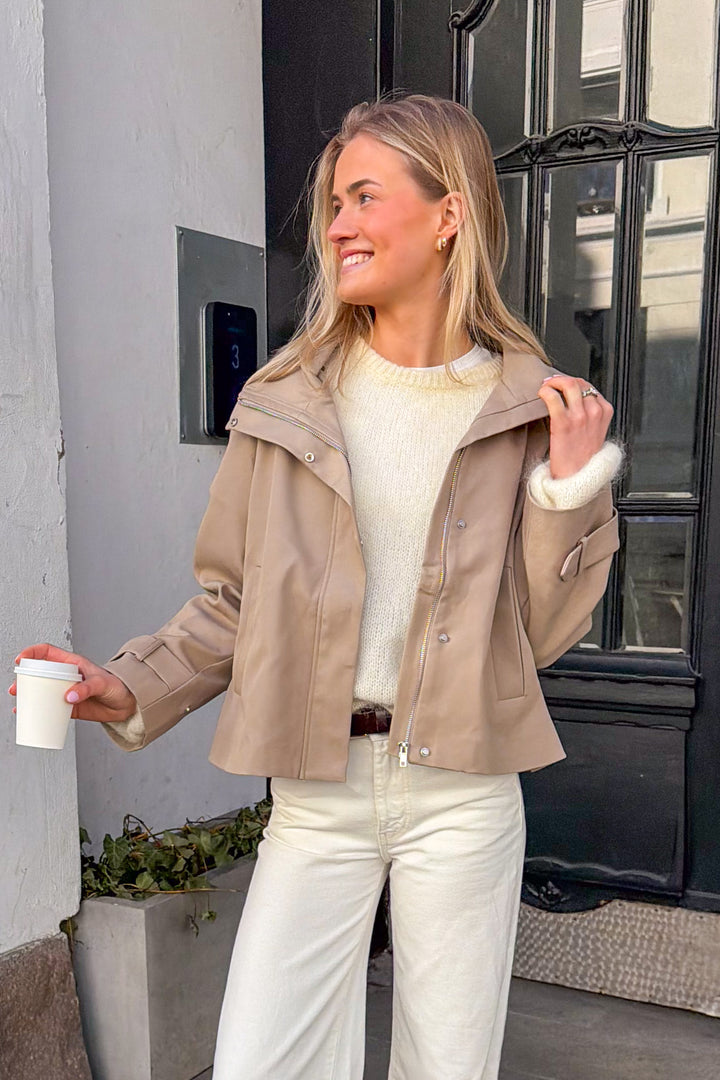 Ezera Jacket Sand