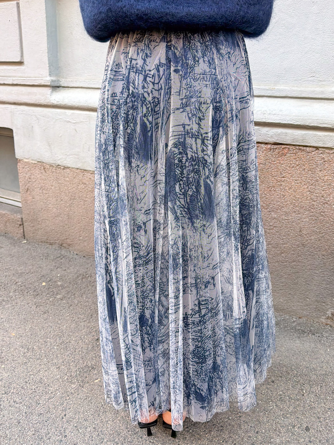Tyll Print Midi Skirt Navy
