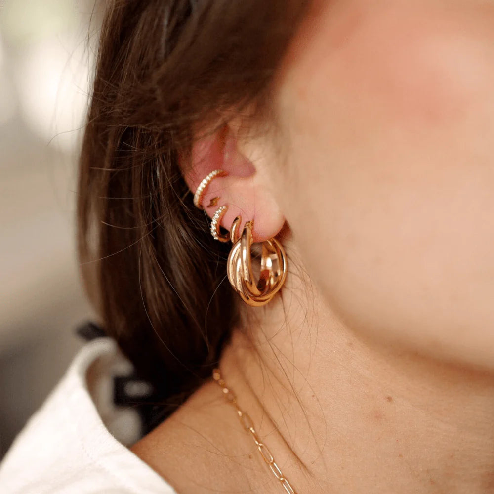 Interlocking Hoop Earrings Pale Gold