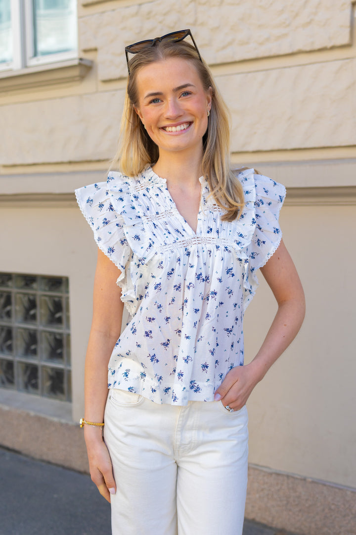 Jayla Small Blossom Top White Blue