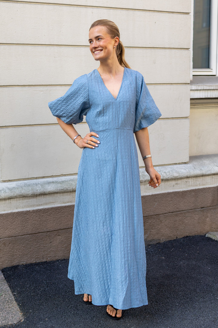 Maddie Ss Closed Back Midi Dress Dusty Blue