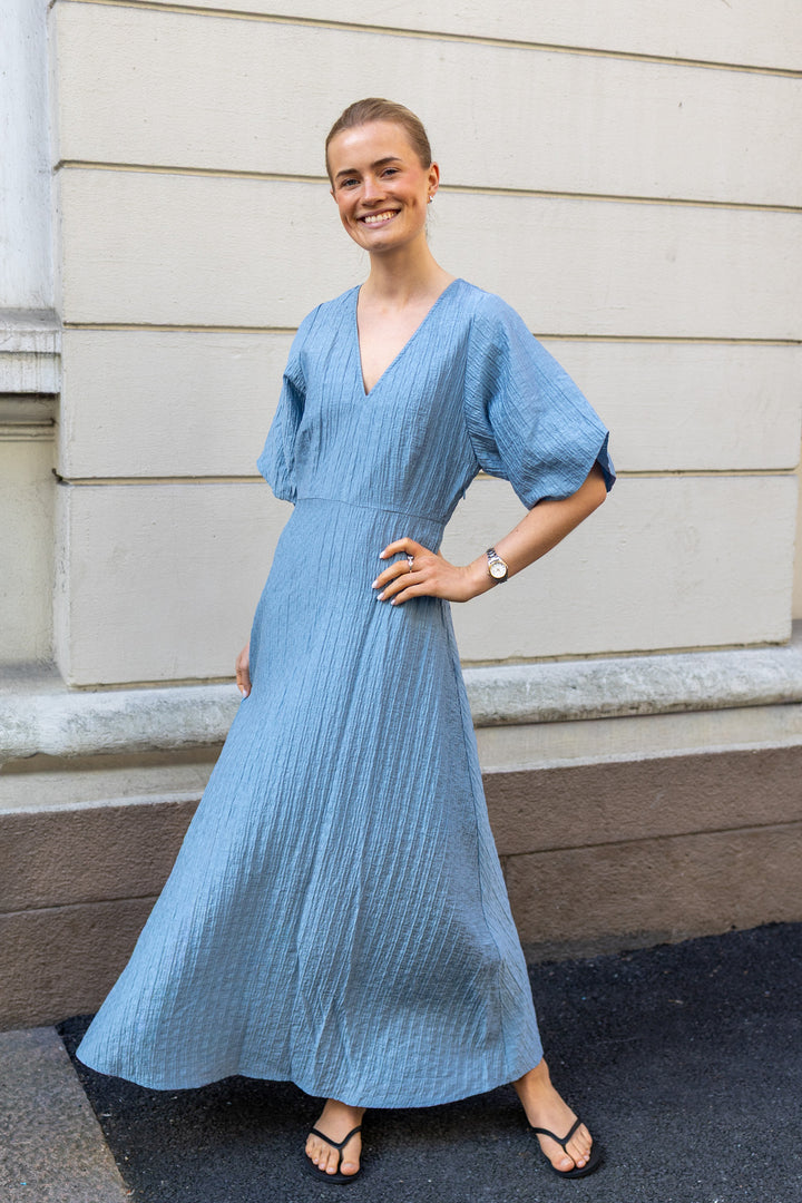 Maddie Ss Closed Back Midi Dress Dusty Blue