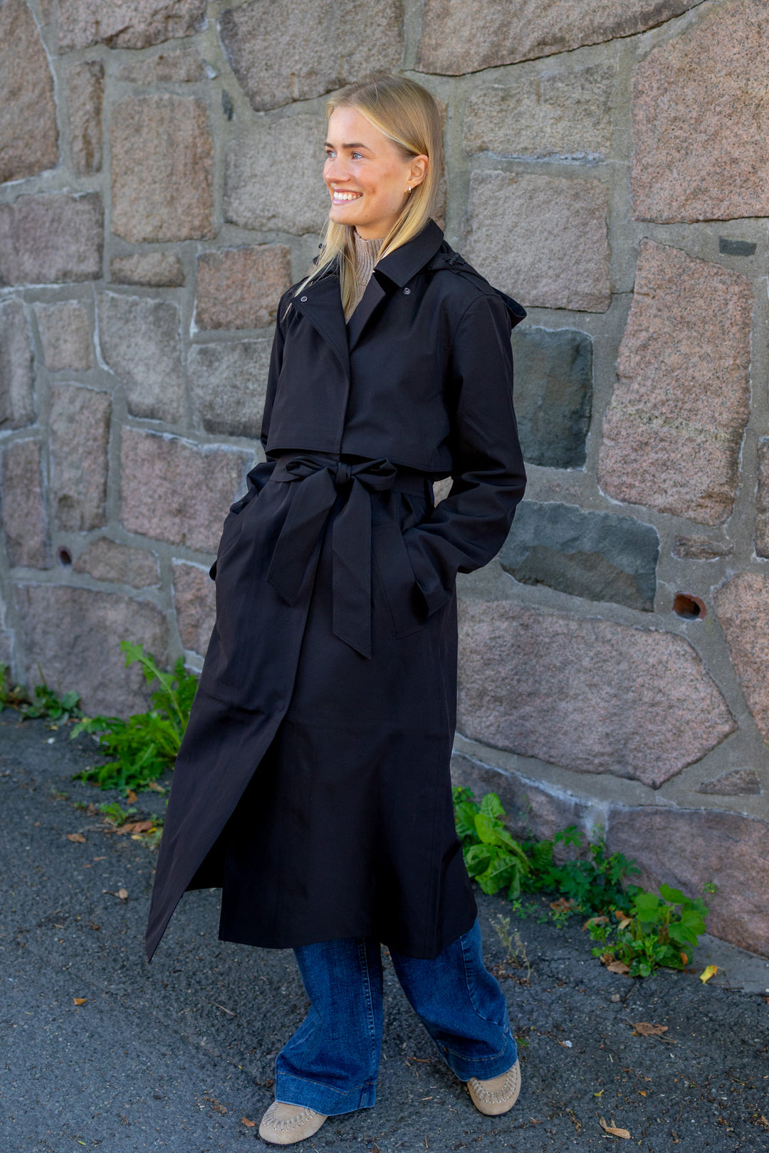 New Aline Tech Trenchcoat Black