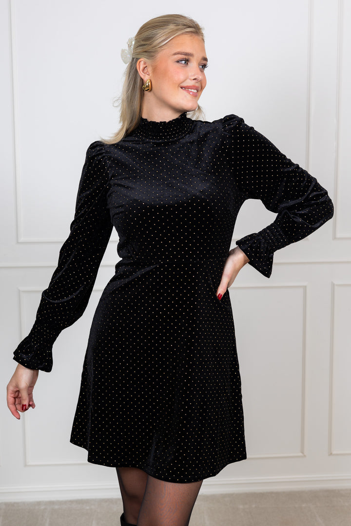 Yasriva Ls High Neck Velvet Dress Black