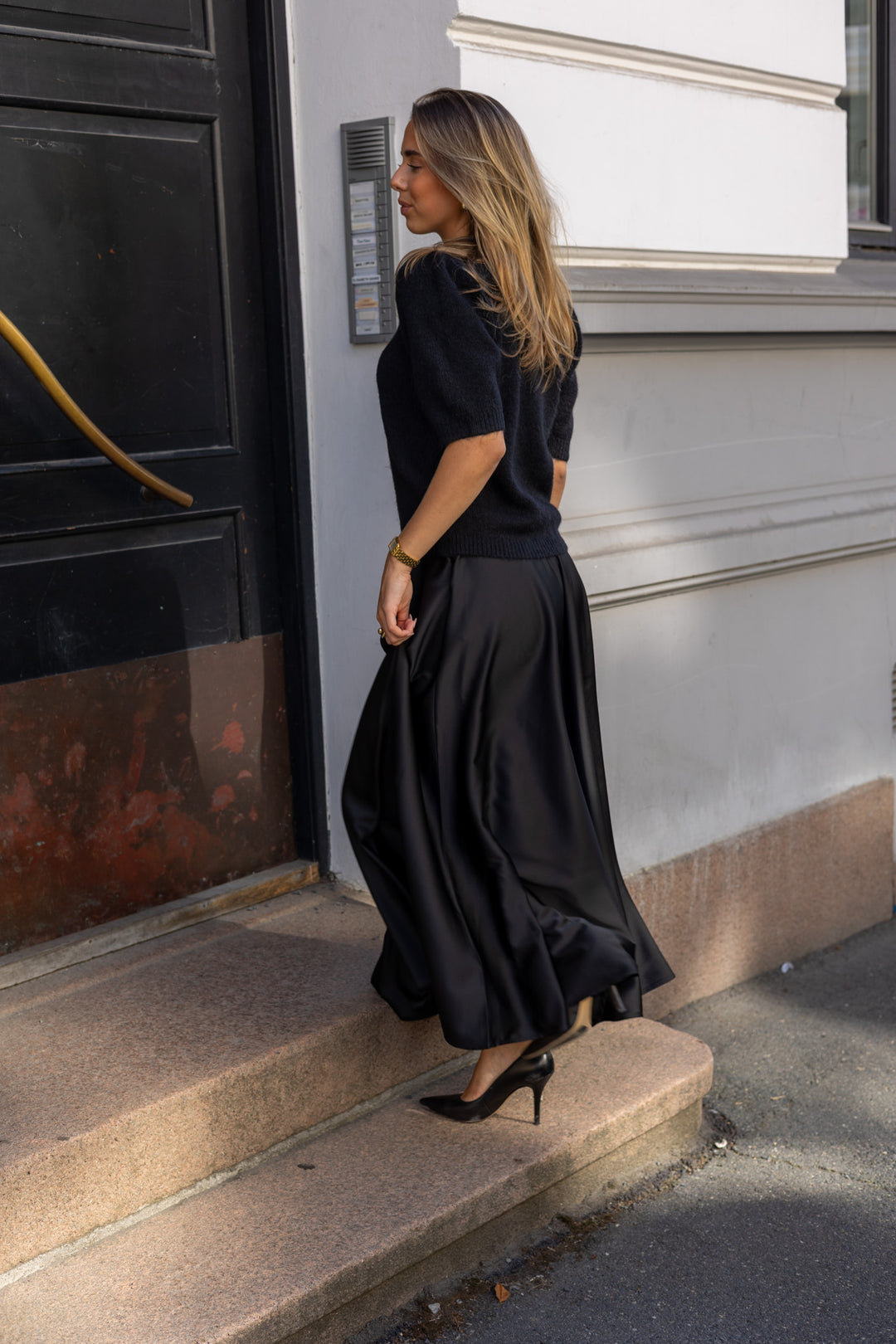 Pella Hw Volume Ankle Skirt Black