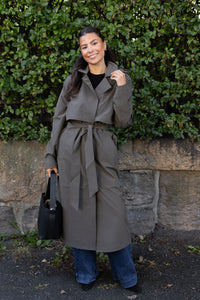 New Aline Tech Trenchcoat Grape Leaf
