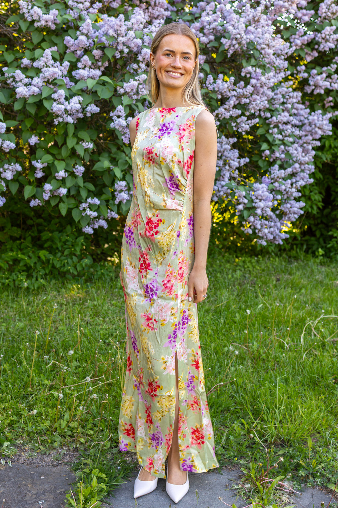 Shiny Sleeveless Dress Vintage Bouquet