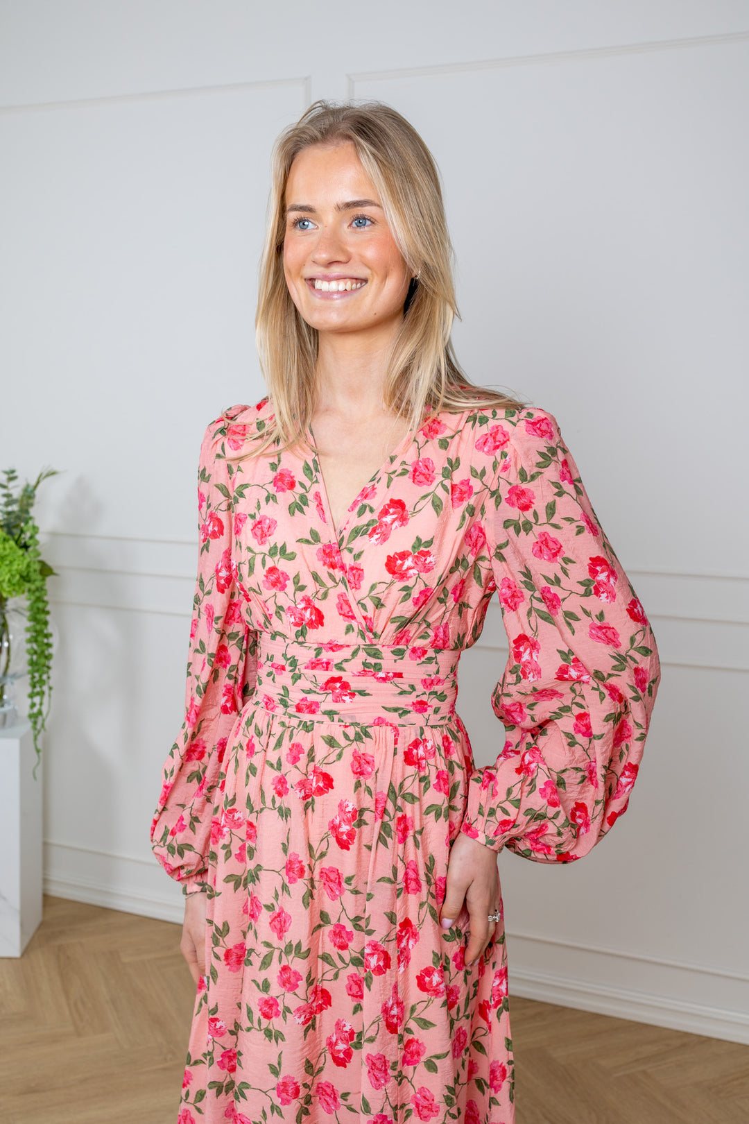 Viscose V-Neck Dress Elora