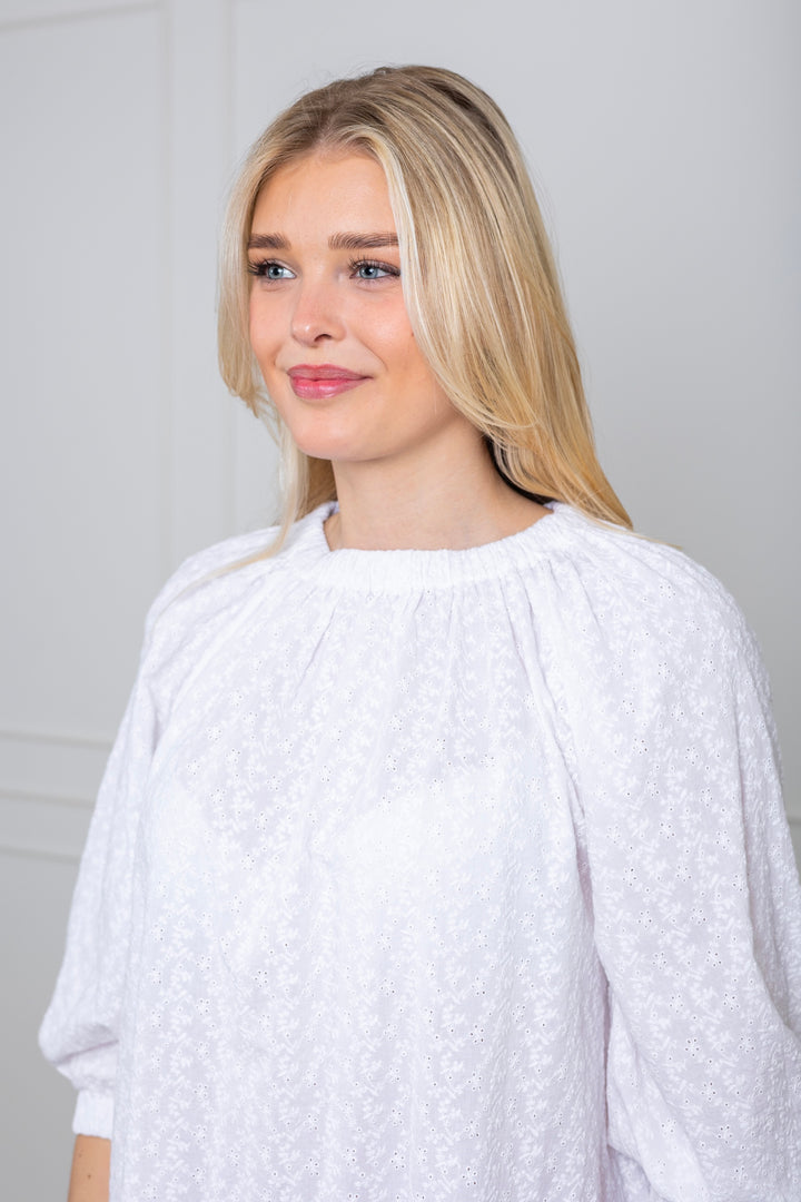Lace Dress White