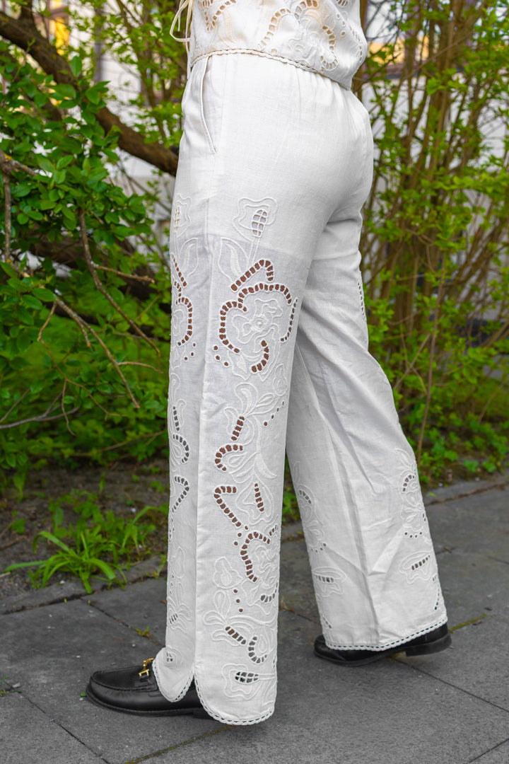 Vilea Trousers Eggnog