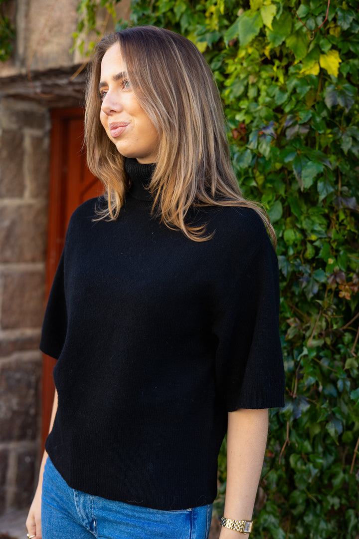Emila 2/4 Wool Knit Pullover Black