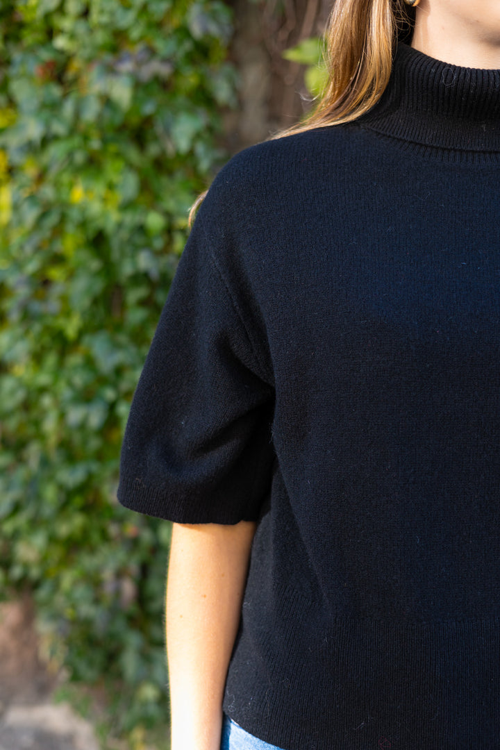 Emila 2/4 Wool Knit Pullover Black