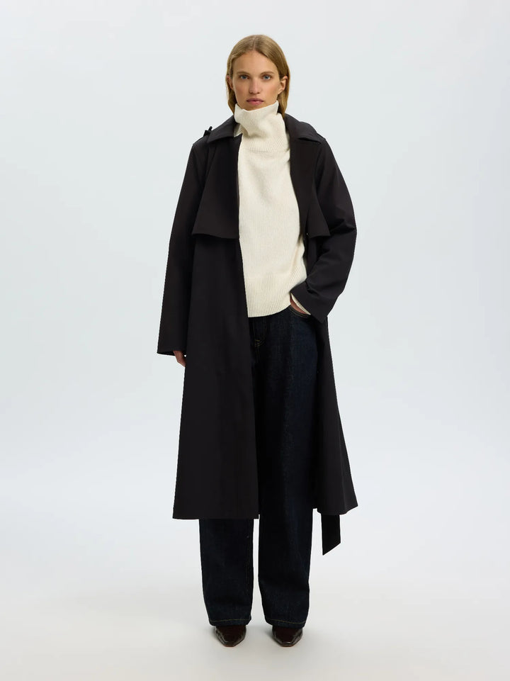 New Aline Tech Trenchcoat Black