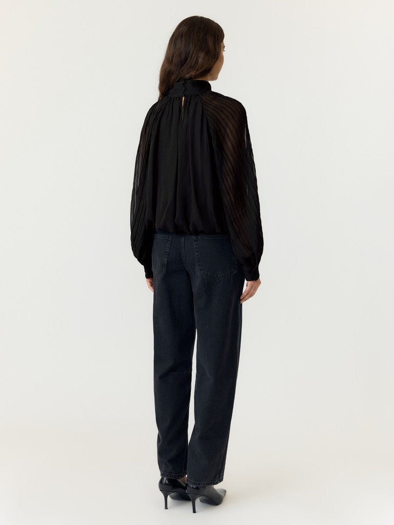 Olera Ls Top Black