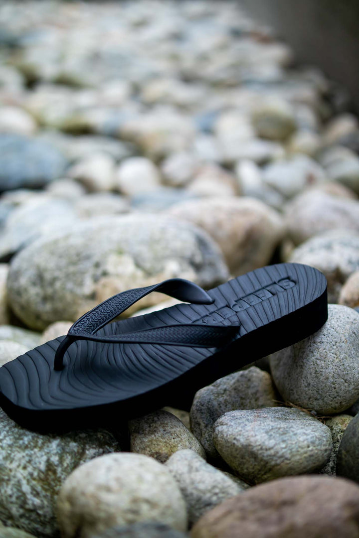 Tapered Plattform Flip Flop Black