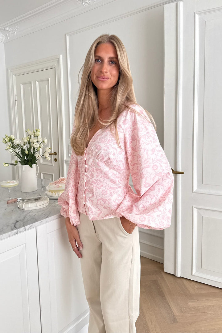 Addy Shirt Light Pink Floral | Skjorter og bluser | Smuk - Dameklær på nett