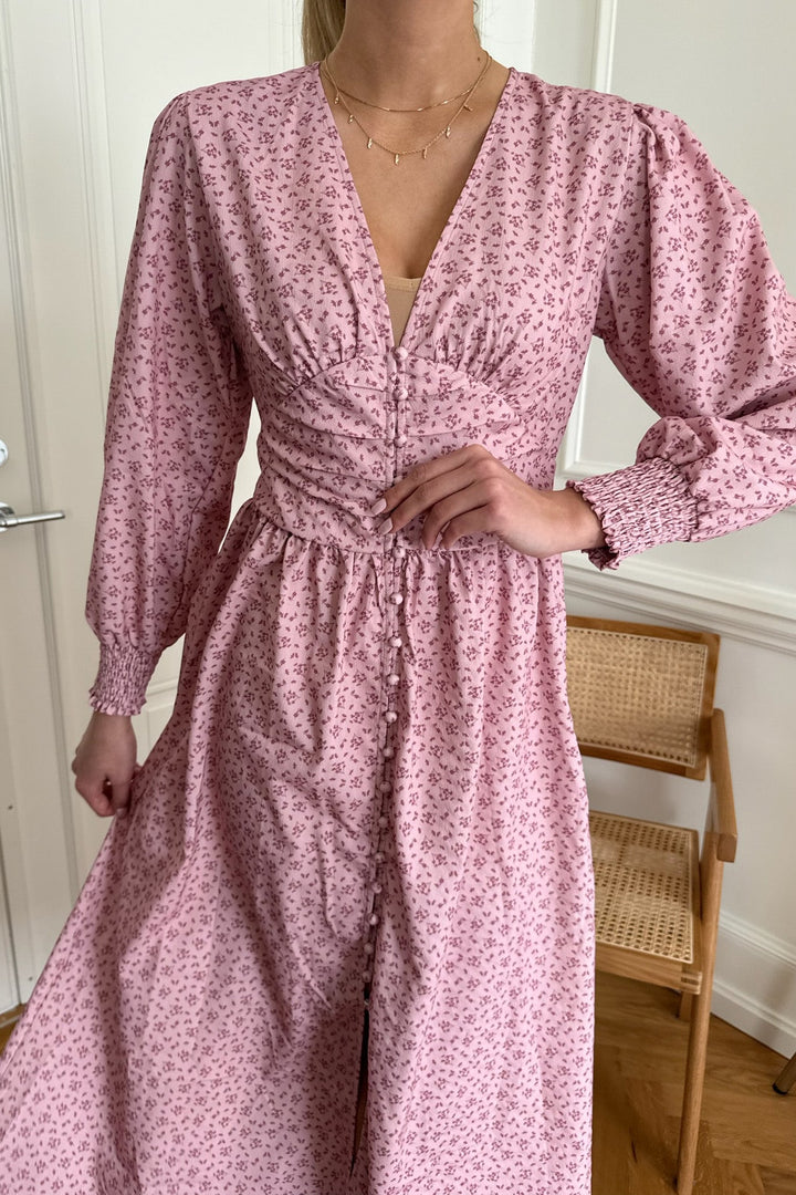 Adelic Long Dress Pink Flower Stem Print | Kjoler | Smuk - Dameklær på nett