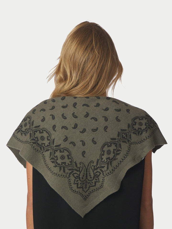Adelina Paisley Knit Scarf Army | Accessories | Smuk