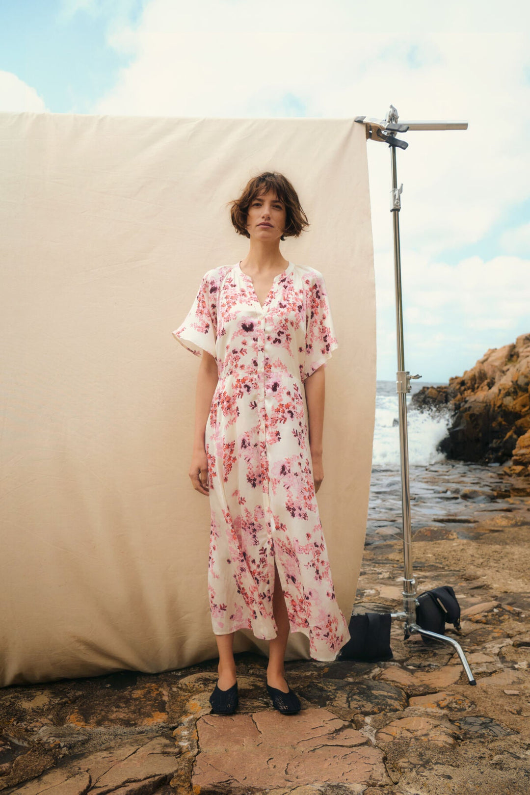 Alaja Dress Pink Shadow Flower Print | Kjoler | Smuk