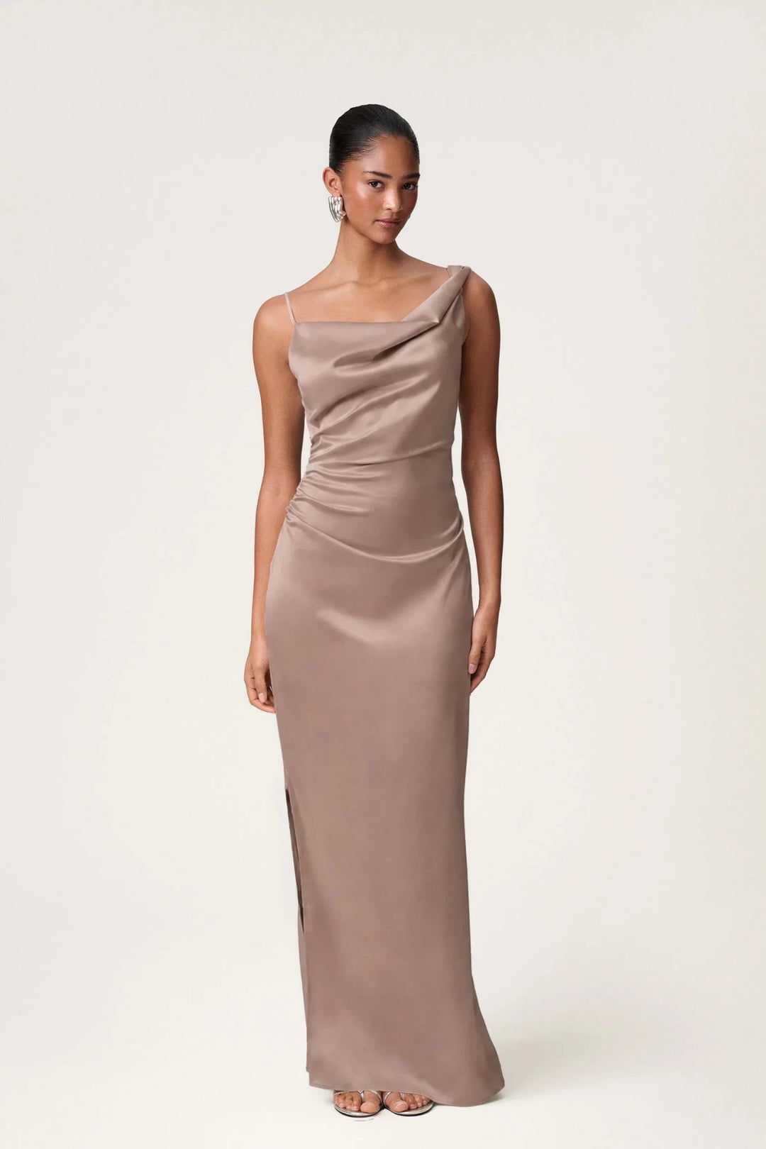 Almeria Maxi Dress Taupe | Kjoler | Smuk