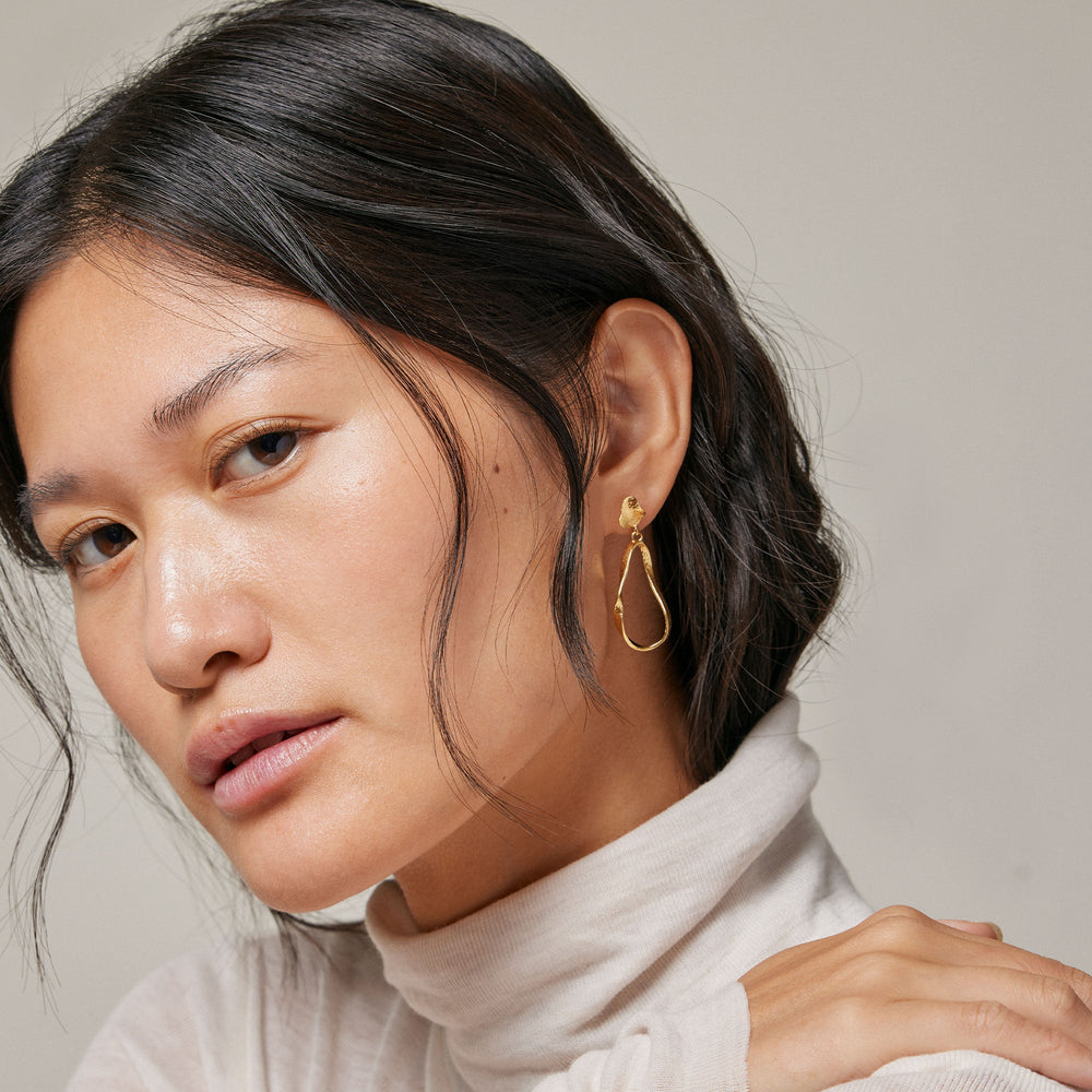 Aloma Small Earrings Gold | Accessories | Smuk - Dameklær på nett