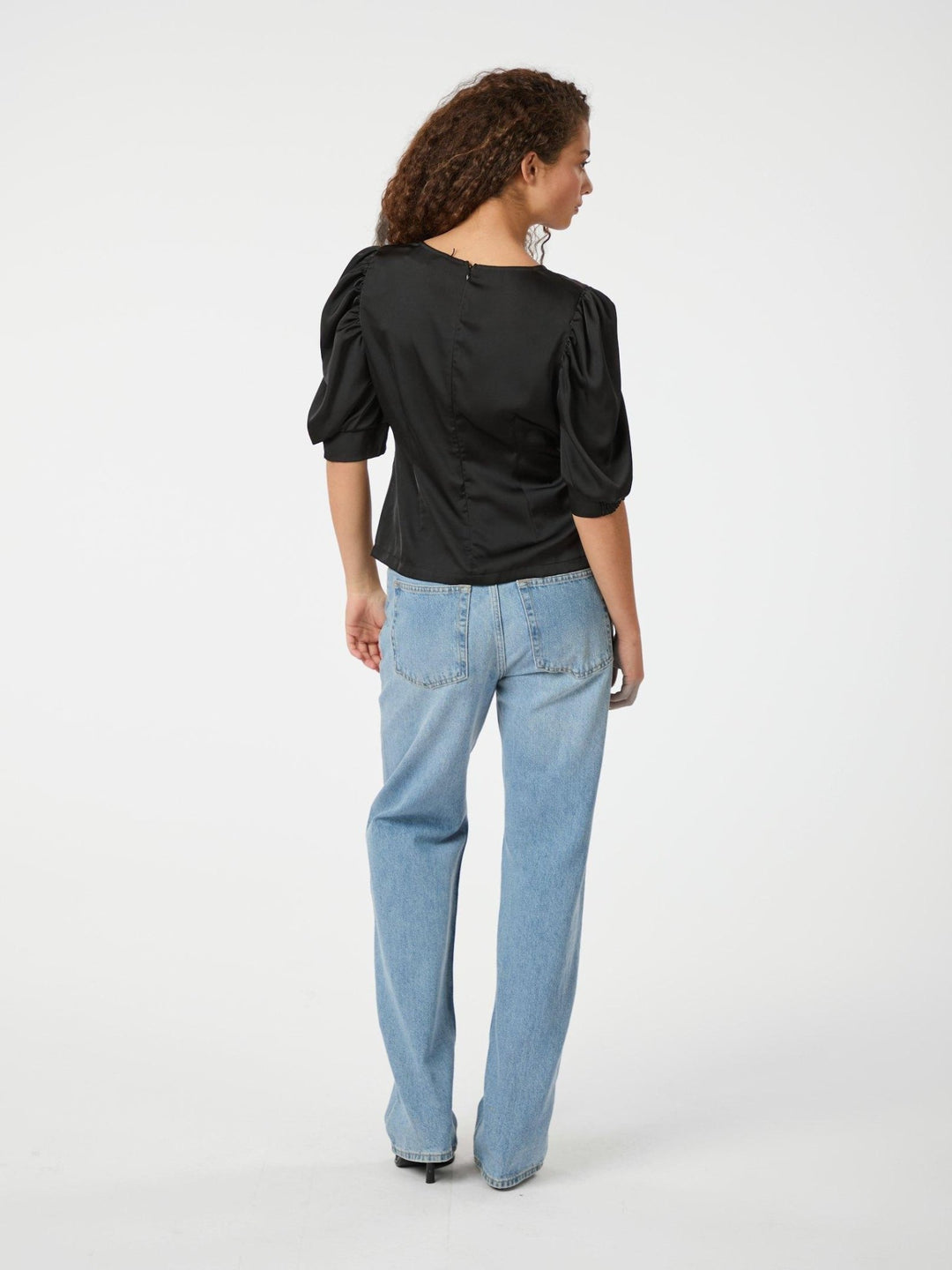 Ambrosi Lace Blouse Black | Skjorter og bluser | Smuk - Dameklær på nett