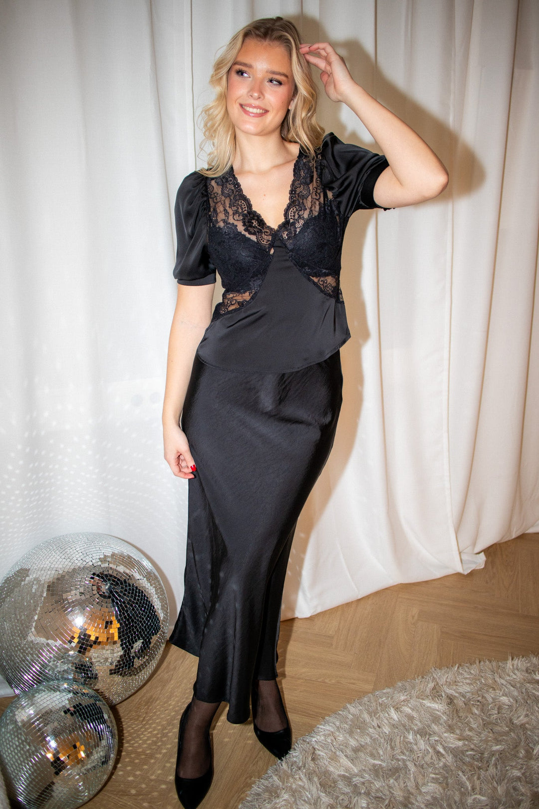 Ambrosi Lace Blouse Black | Skjorter og bluser | Smuk - Dameklær på nett