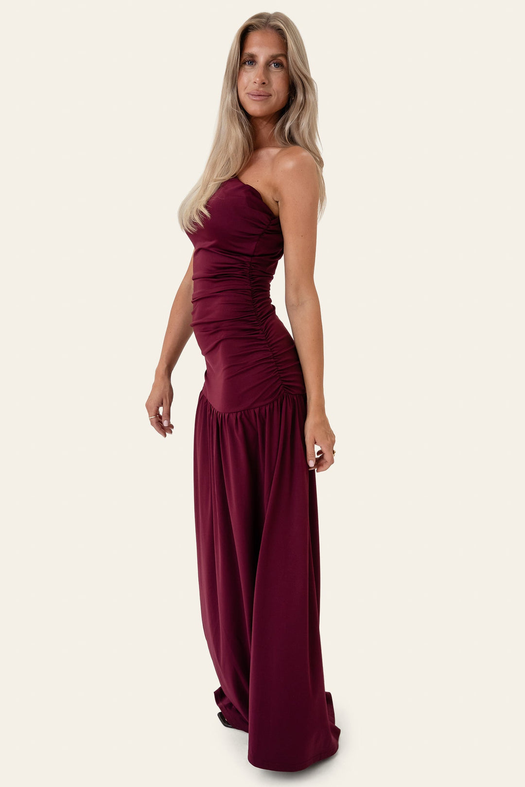 Amelia Maxi Dress Bordeaux | Kjoler | Smuk