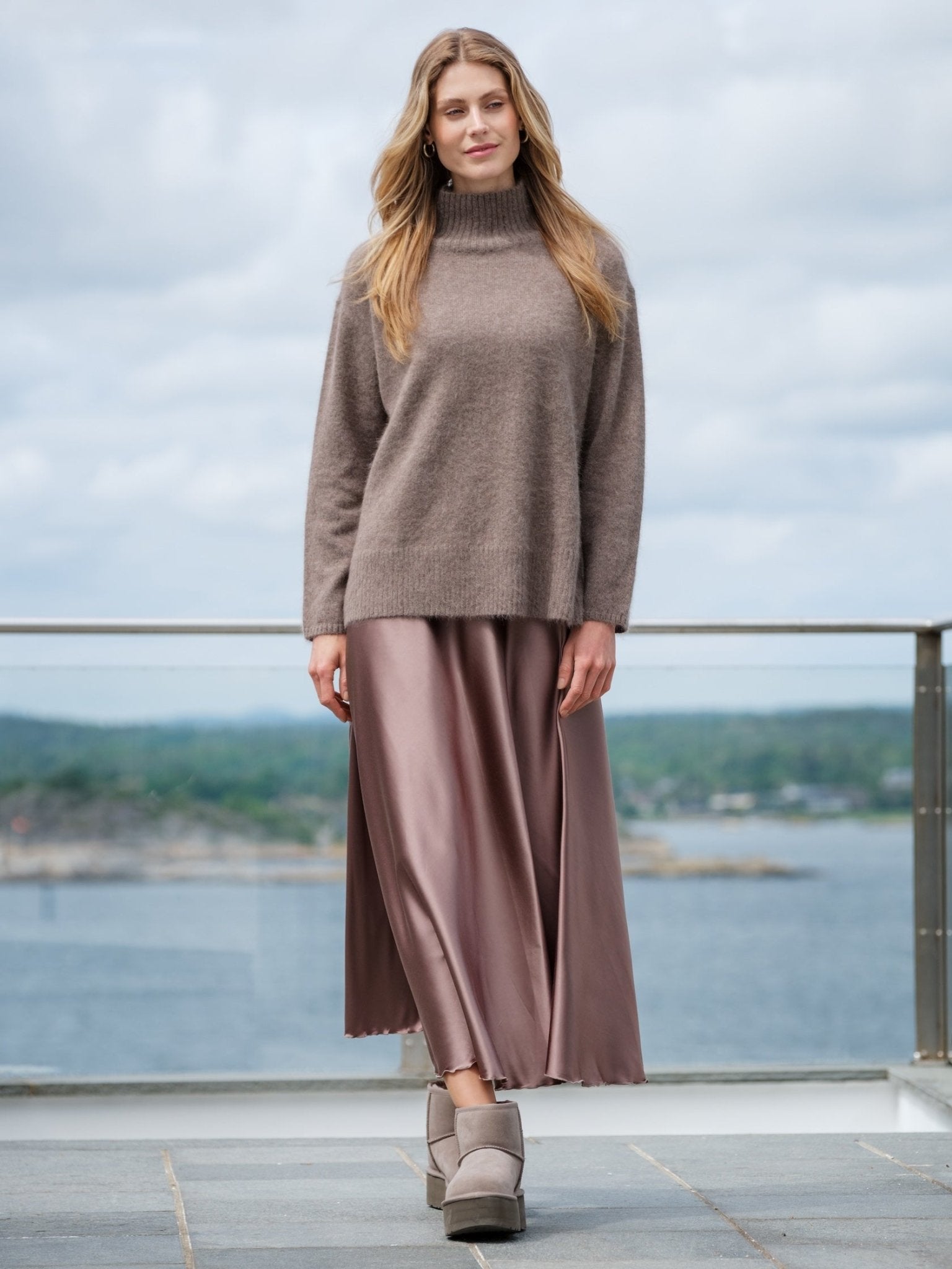 Amira Skirt Sand