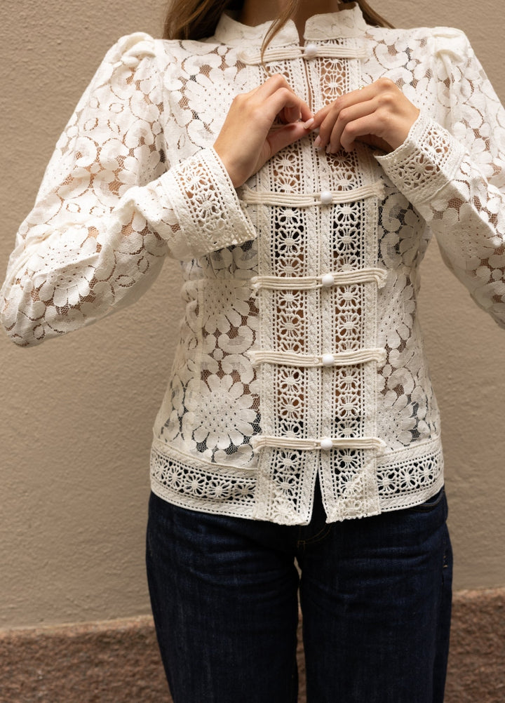 Amora Blouse Chantilly Lace | Skjorter og bluser | Smuk
