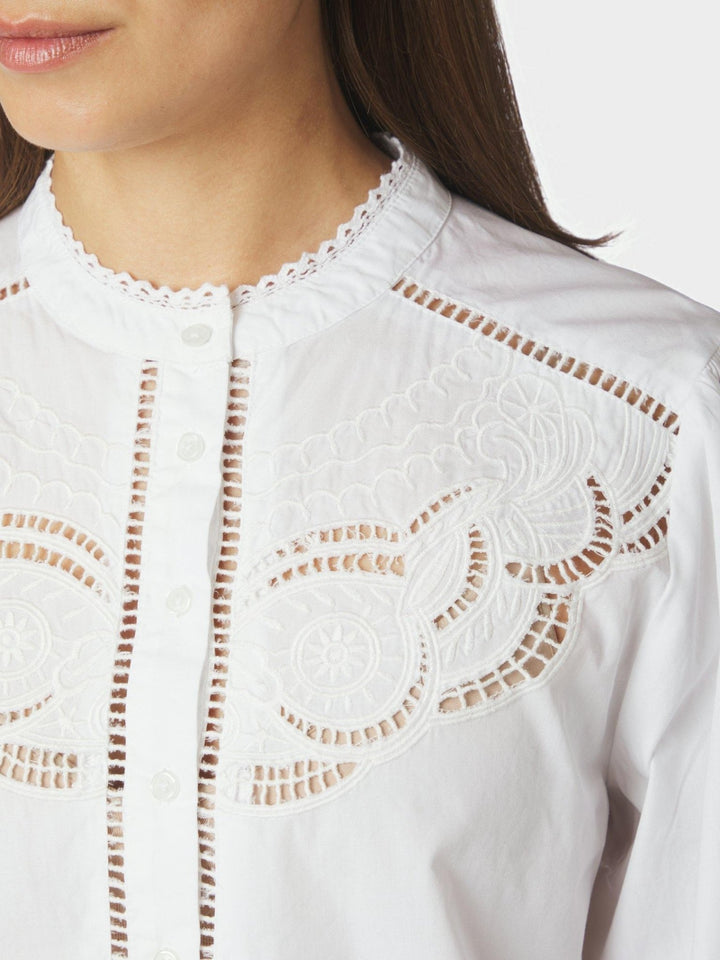 Aneliah C Poplin Emb Blouse White | Skjorter og bluser | Smuk