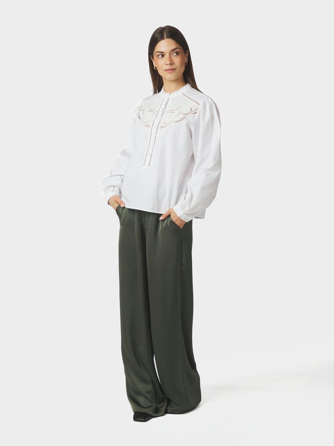 Aneliah C Poplin Emb Blouse White | Skjorter og bluser | Smuk