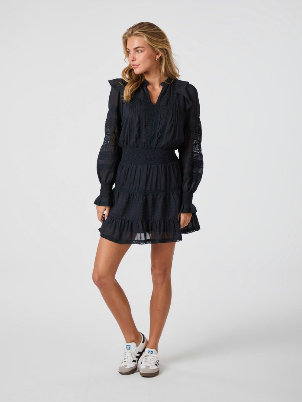 Aran S Voile Dress Navy | Kjoler | Smuk - Dameklær på nett