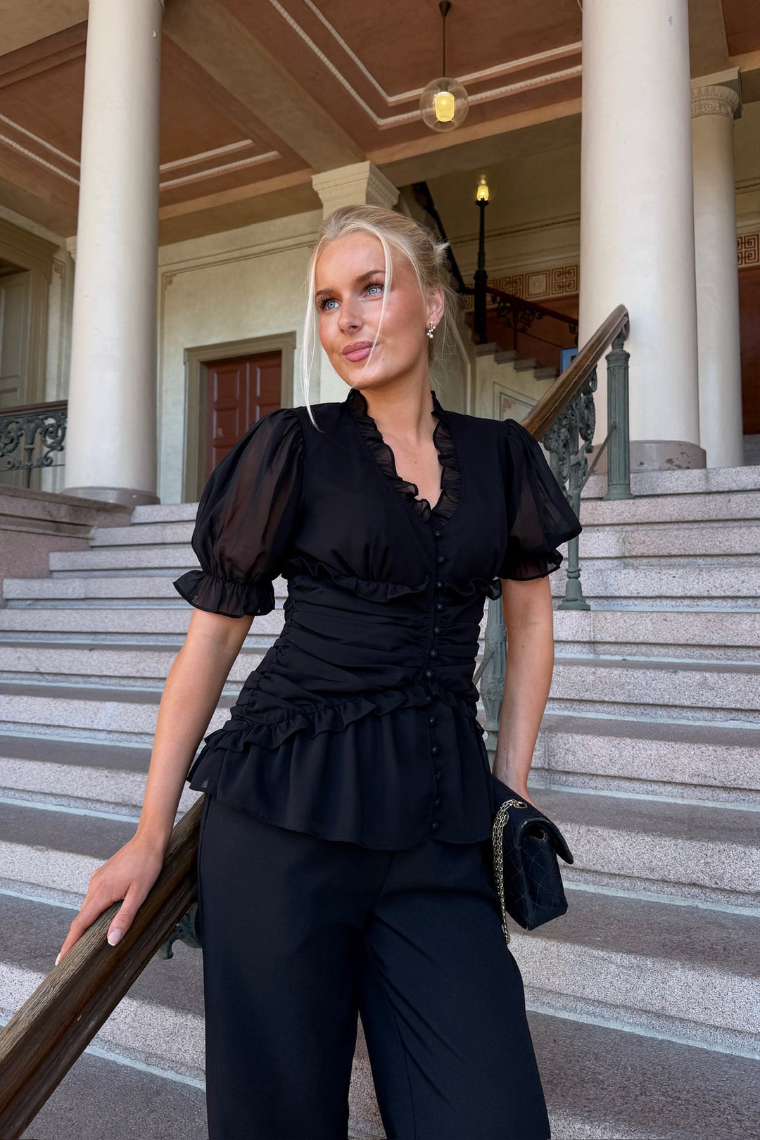 Ariel Blouse Black | Skjorter og bluser | Smuk