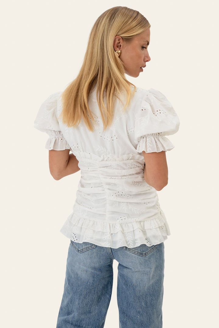 Ariel Blouse White Embroidery | Skjorter og bluser | Smuk