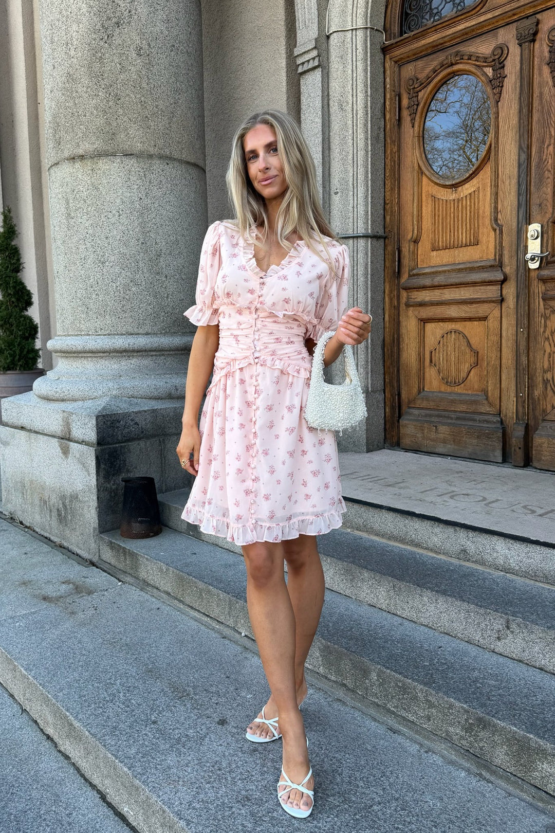 Ariel Dress Pink Flower Print | Kjoler | Smuk