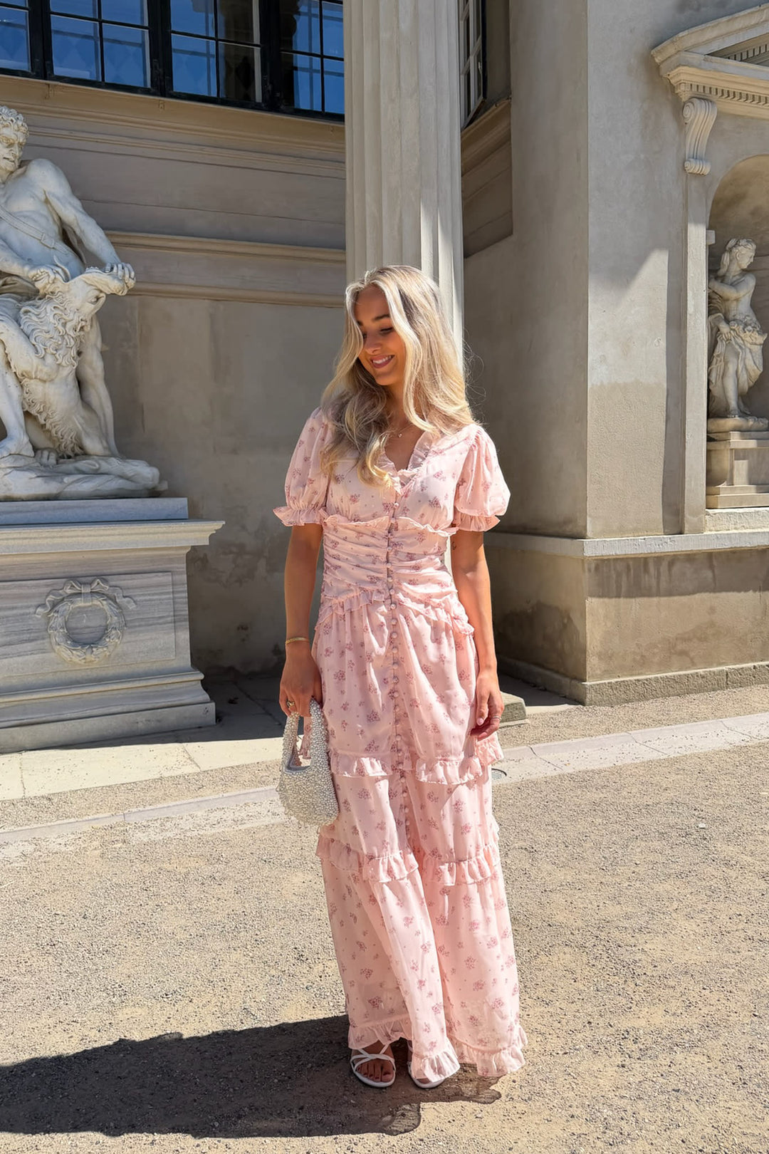 Ariel Long Dress Pink Flower Print | Kjoler | Smuk
