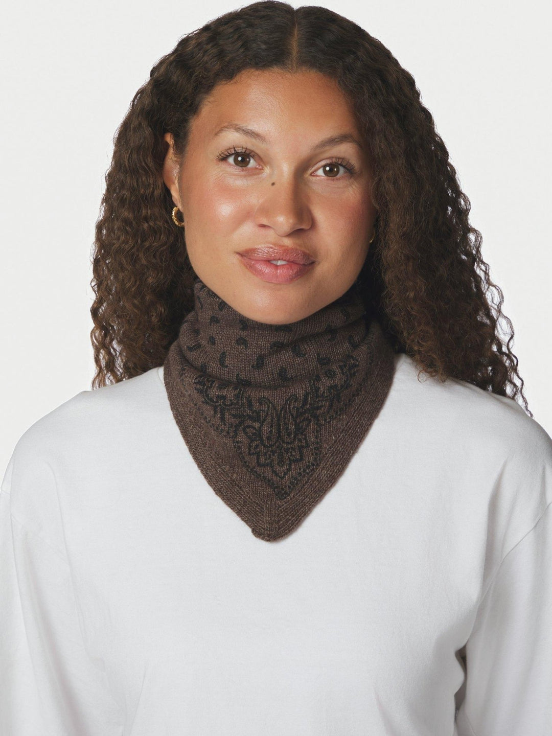 Ariya Paisley Knit Scarf Brown Melange | Accessories | Smuk