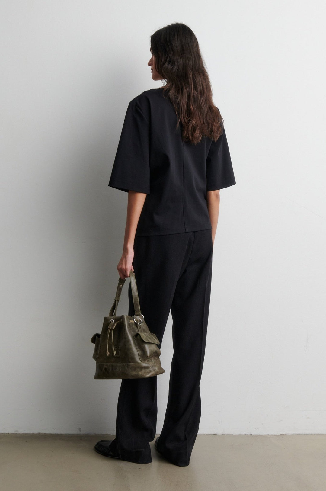 Arkai Drape Tee Black | Topper | Smuk